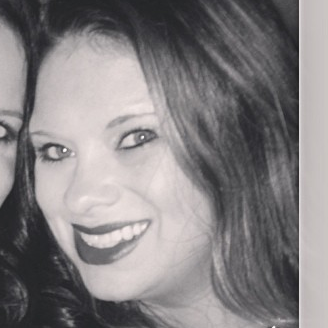 Mom, wife, music connoisseur, and lover of Auburn Football!