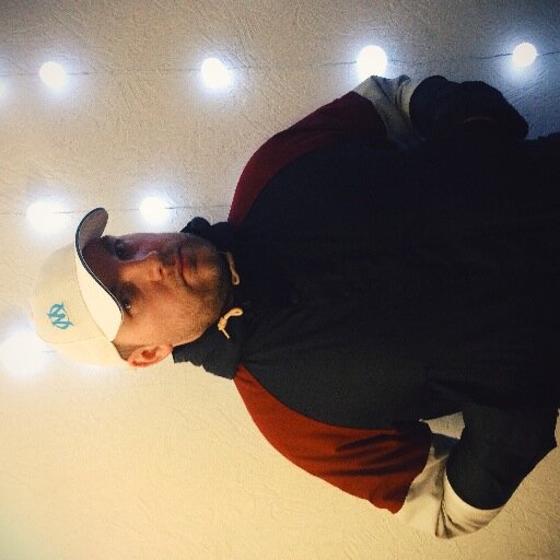 Bartos_cf's profile picture. 