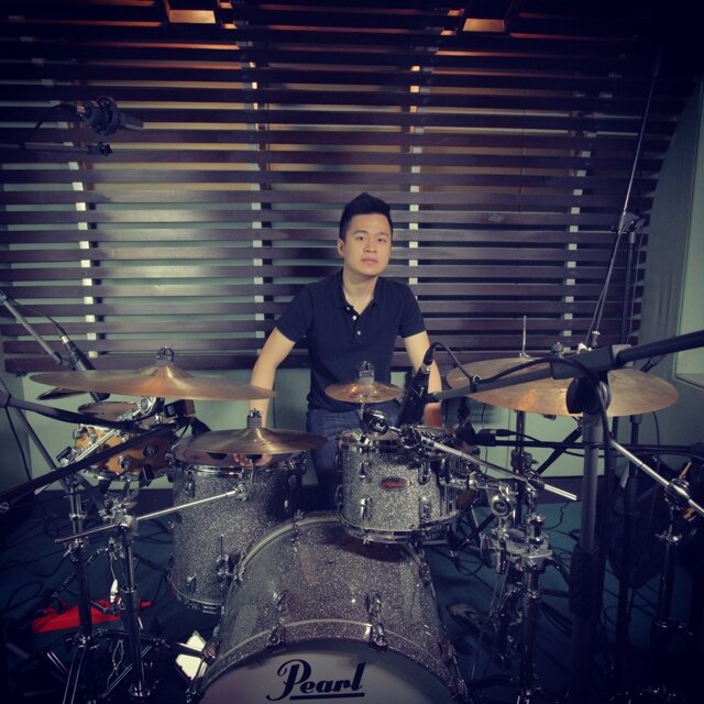 drummer. endorsed by pearl drums.
contact person : +6281917039784 (Novi Rayes) instagram : excelm