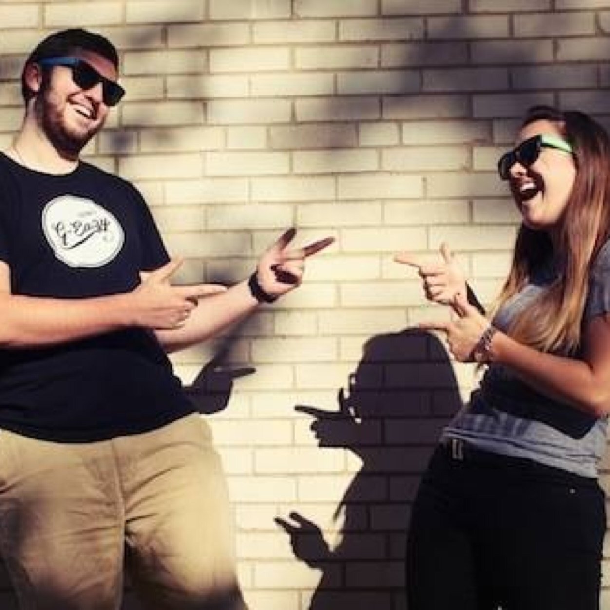 Your weekly radio show Fridays at 4PM! We bring you everything new, cutting edge, and FRESH! http://t.co/ocaqVnV4Ih - Keep it locked.