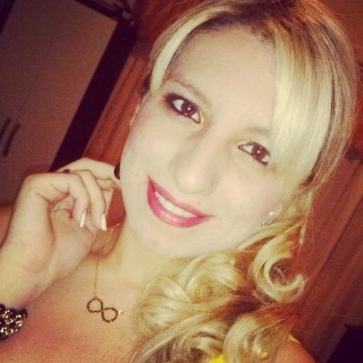 O tempo que você se dedica à Deus, é o tempo que você dedica à você!          'Britney Bitch ♥