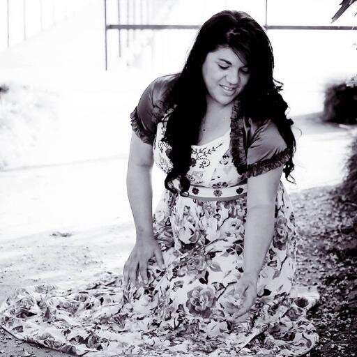 SOU CANTORA,LOUVO A DEUS PELA CURA QUE FEZ NA MINHA GARGANTA,POIS FUI
DESENGANADA PELOS MEDICOS,MAS DEUS VENHO COM SUA MAOS E ME CUROU EITA