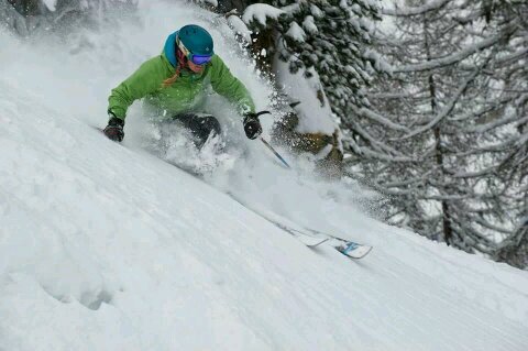 20 years of working experience in teaching /guiding outdoor sports worldwide with Spain homebase. Some of my qualifications:  WML, IML, BASI ISIA ski instructor