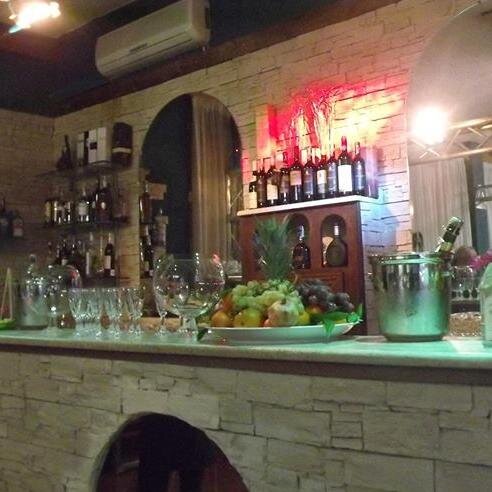 Ostriche e frutti di mare dalla Bretagna, coquillage , crostacei e tanto altro. ADON’S  è IL Ristorante di pesce ad Altopascio (LU). Venite a trovarci!