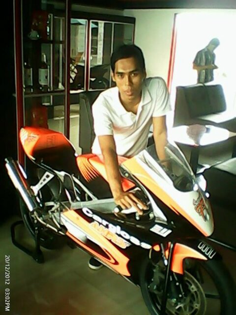 fari_zha's profile picture. Bulan yang Selalu Di Hati ku