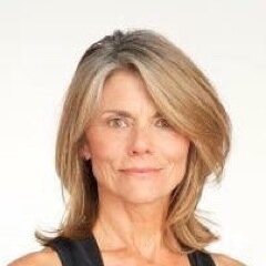 Nia & MELT Fitness Instructor.  Dance, Get Fit, Move & Self-heal with Me!  Owner, Studio 208, a barefoot movement center.  Goal:  Life in Balance!