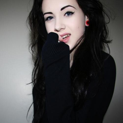 Tattoos+BOYS with Abs+Pretty Eyes+Bronies+Anime+Music+Life I love Austin,Blare,Justin,Cody,Ariana,and Tori Kelly