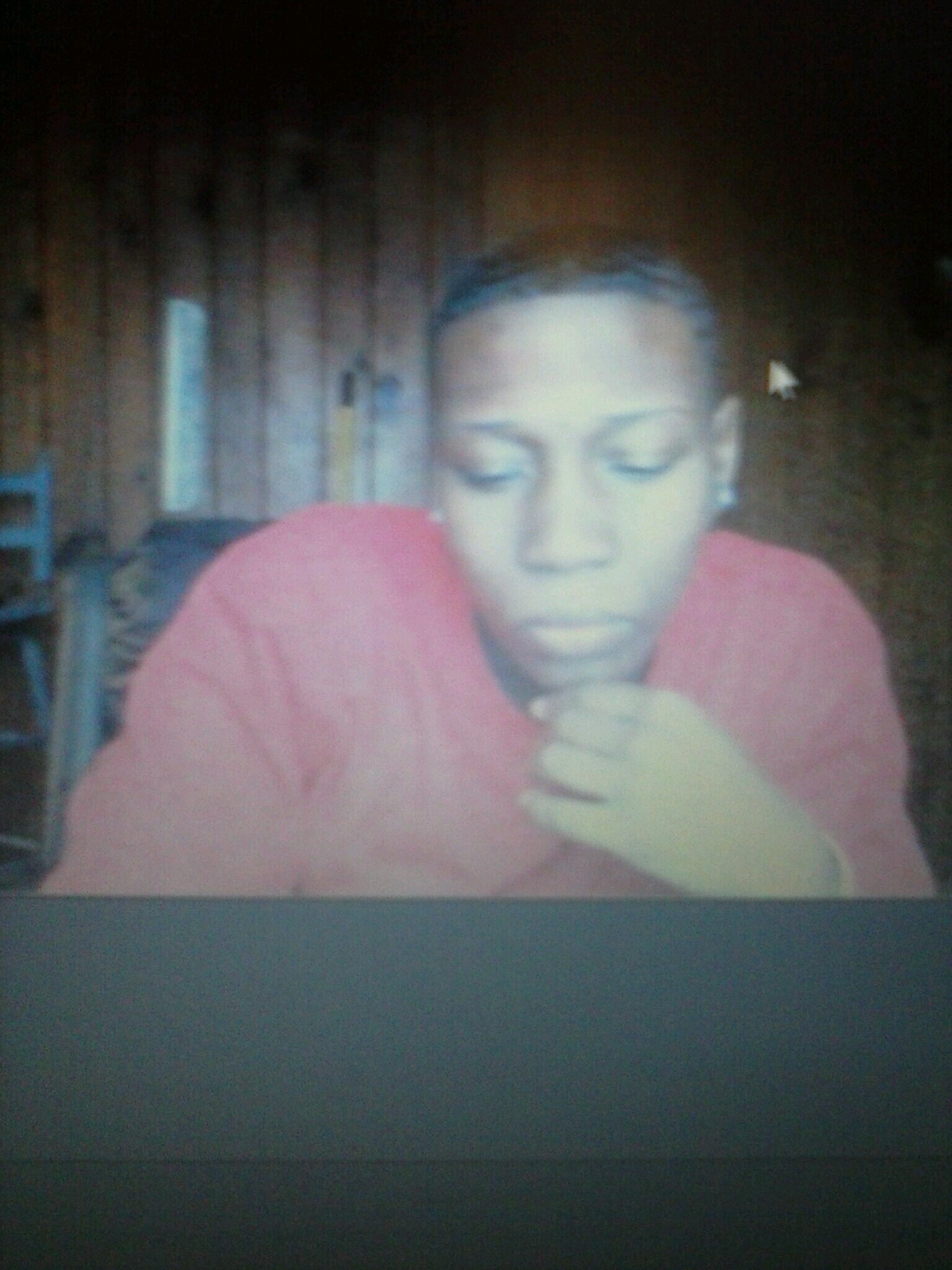 Im 23 years im a outgoing person i love to hav fun and im lookin fa a gurl who i cn chill wit and maybe mre den friends