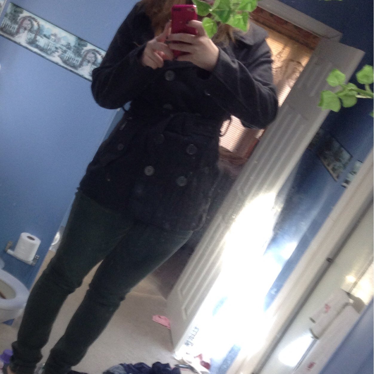 European||Singlee||Uk|| anywhere but here|| I'm Different|| I dream MASSIVELY|| Janoskians&5SOS&1D&Emblem3. (: