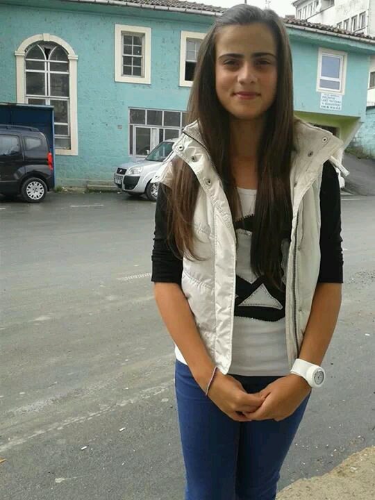 EcrmMlk's profile picture. off sanki burası bok fuzuli