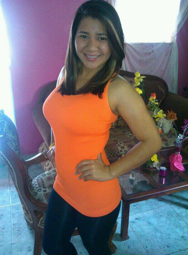 21.Estudiante de RR.PP. trabajadora y emprendedora. soy parte de @YuraimaDz_