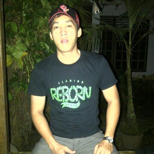 Christian_Yerdi's profile picture. Jesus is \m/ of my life