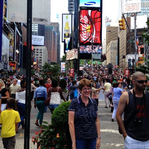 mdunehew's profile picture. Gardener, Bookworm, Spanish-learner, Cook, Saab enthusiast