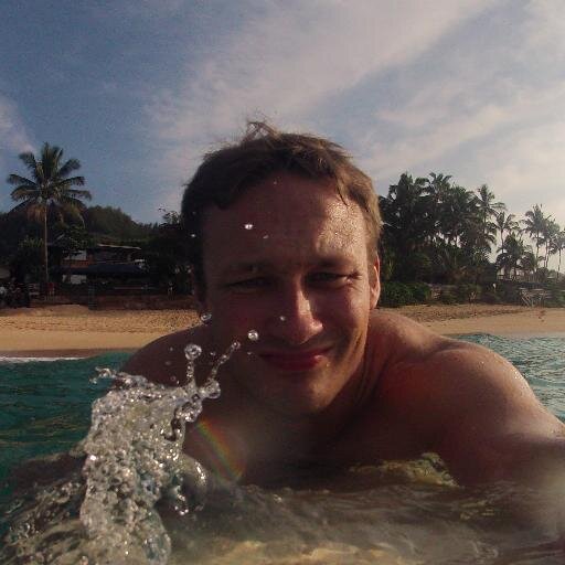 Coder. Viewing the professional world through the lens of software. Into music and beach volleyball.