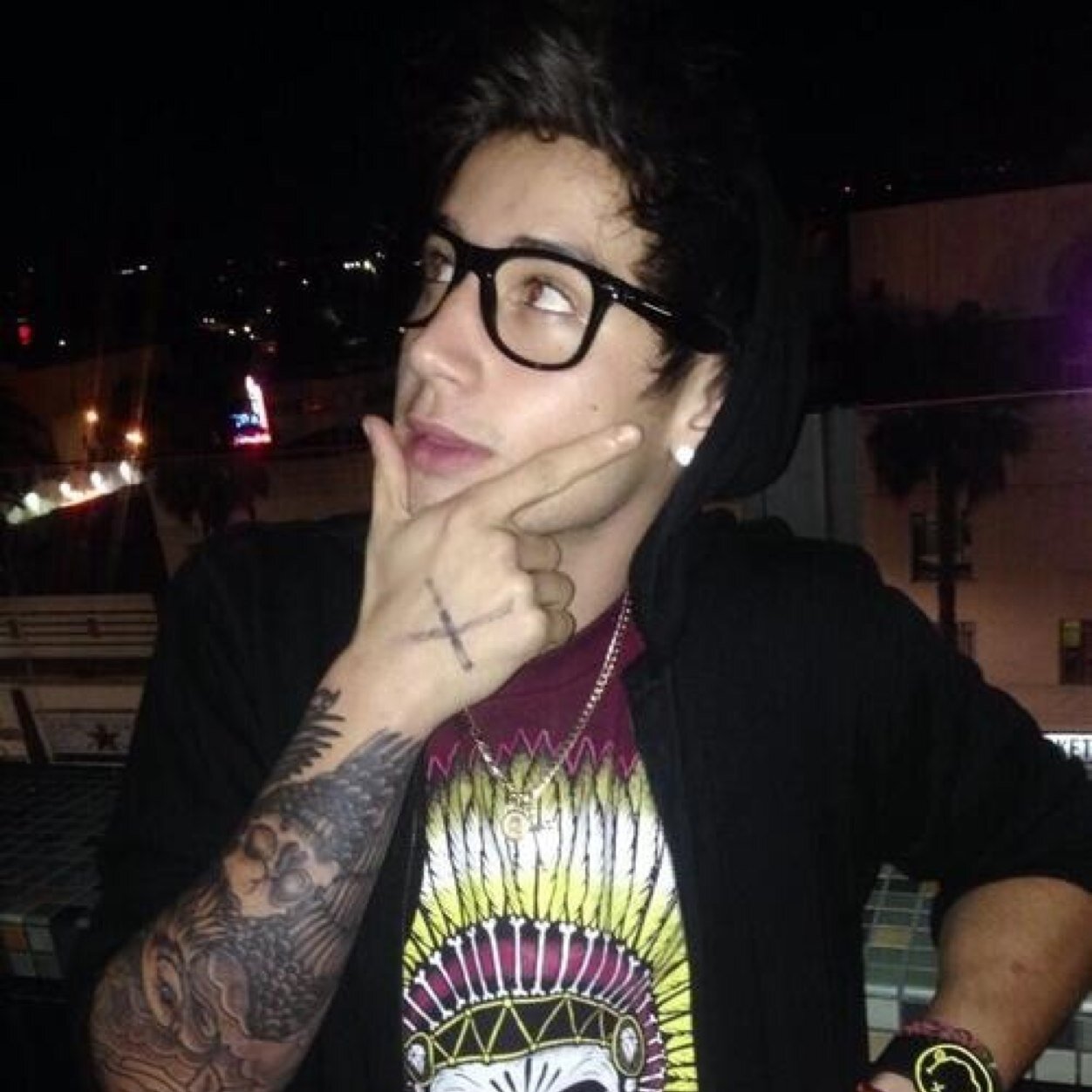 Zay.