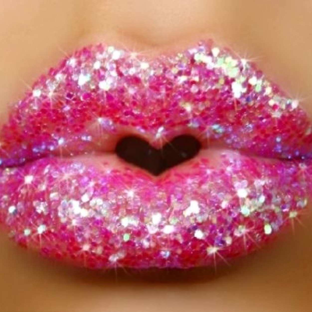 Kiss kiss.