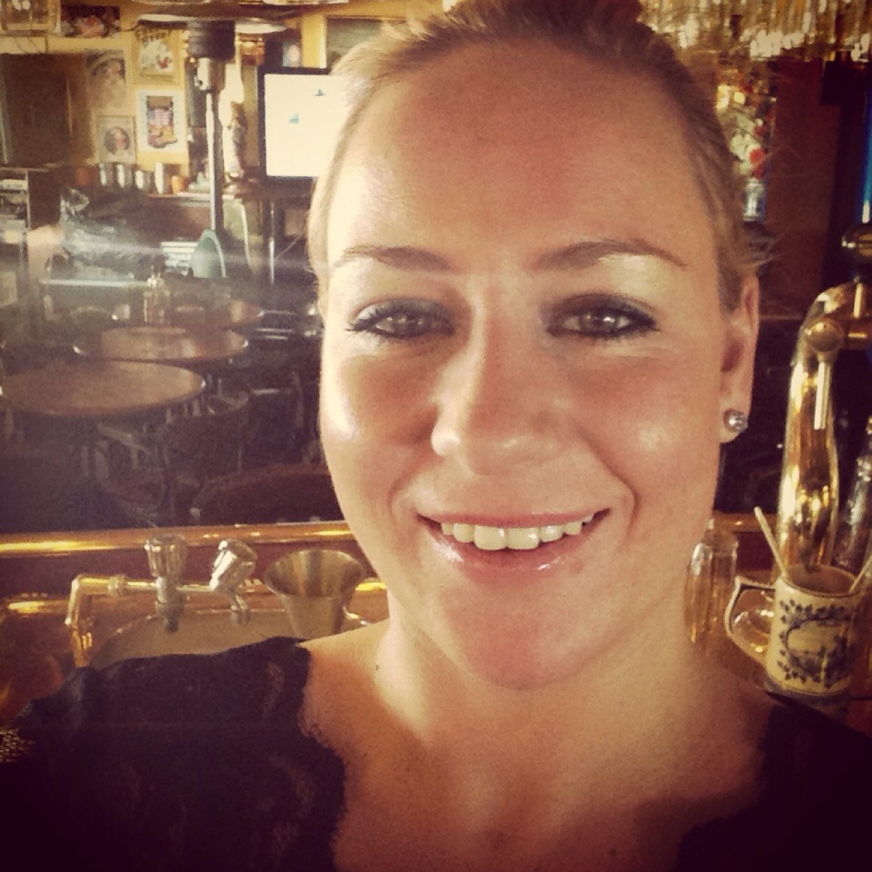 Claudiabeets's profile picture. paarden liefhebben snowboarden woont in spanje eigen zaak samen met me vriend