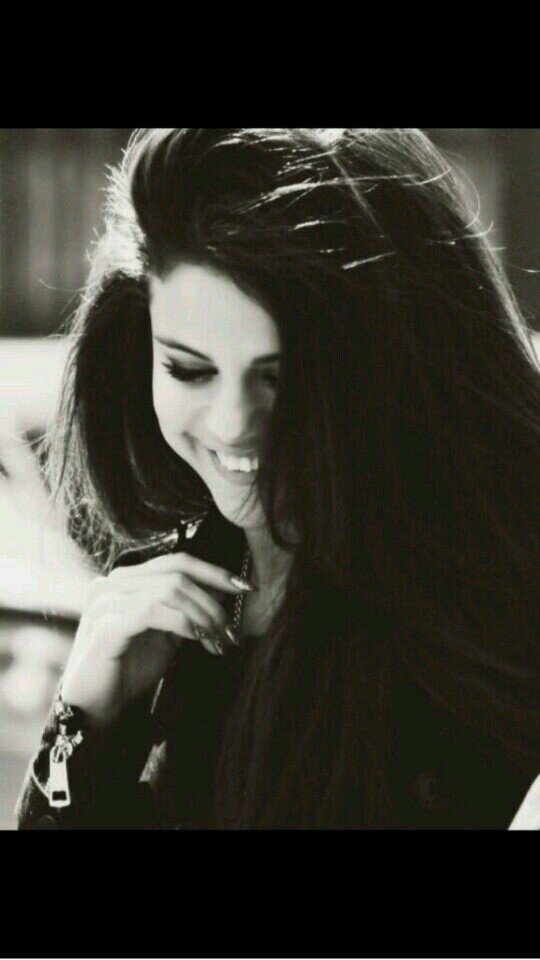Follow @AriDemiAvie_xxx. I follow back