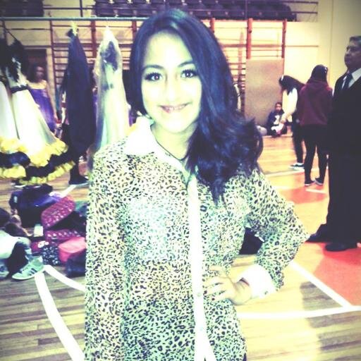 ℒℴѵℯ.Soy  #Hooligan♥ @brunomars:33
teeeeeeamo 3 @jochee11 .
http://t.co/cmoerA4W1D ;3
