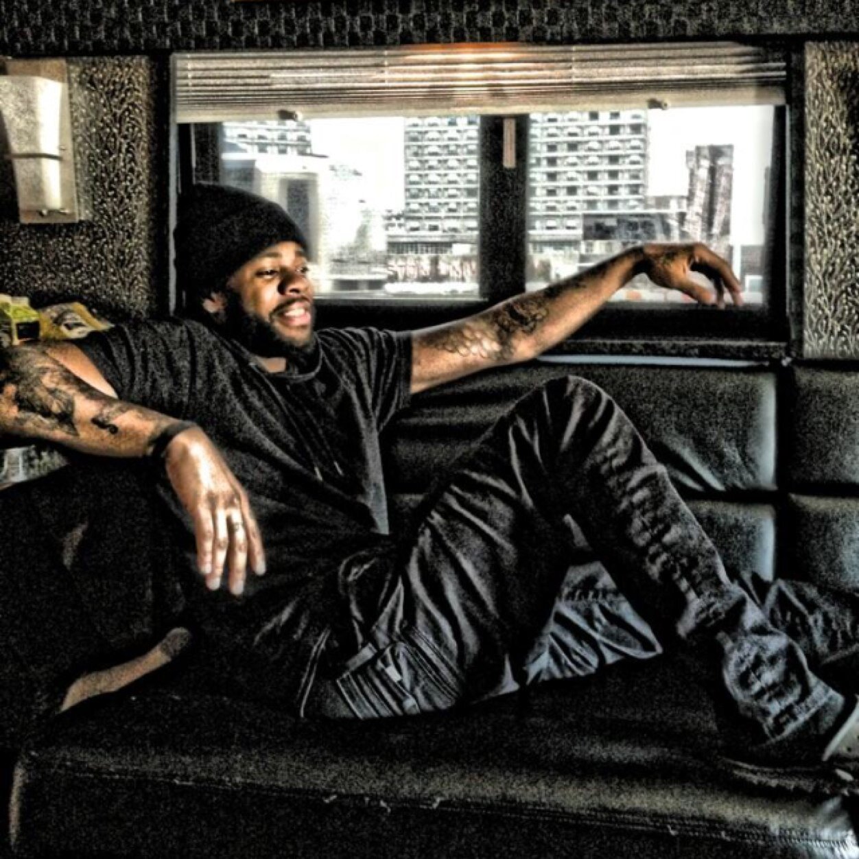 Official Fan Page Of Division 1 R&B Recording Artist: Singer, Songwriter @officialemjay|| IG:emjaysings