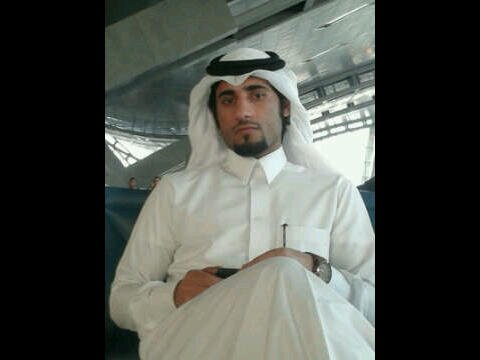 ليسَ مهُماً أن تروُق لِلآخريْن بفكِرك وفعُلك المهّم ان تبقى أنت فيّ حدوُد رضا اللہ ثم رضاك عن نفسّك ..                               PIN:25D10D66