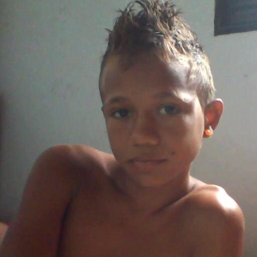 vivo hoje por que não sei 
o dia de amanhã !!