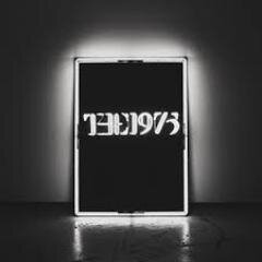 the ultimate fanbase for those people who love the 1975! the best up and coming band in the world!