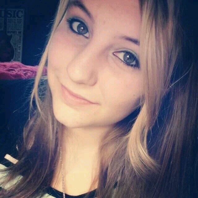 angelamm1998's profile picture. ~T. Mills~ ~Jam Out~  ~Party Hard ~Love Life~