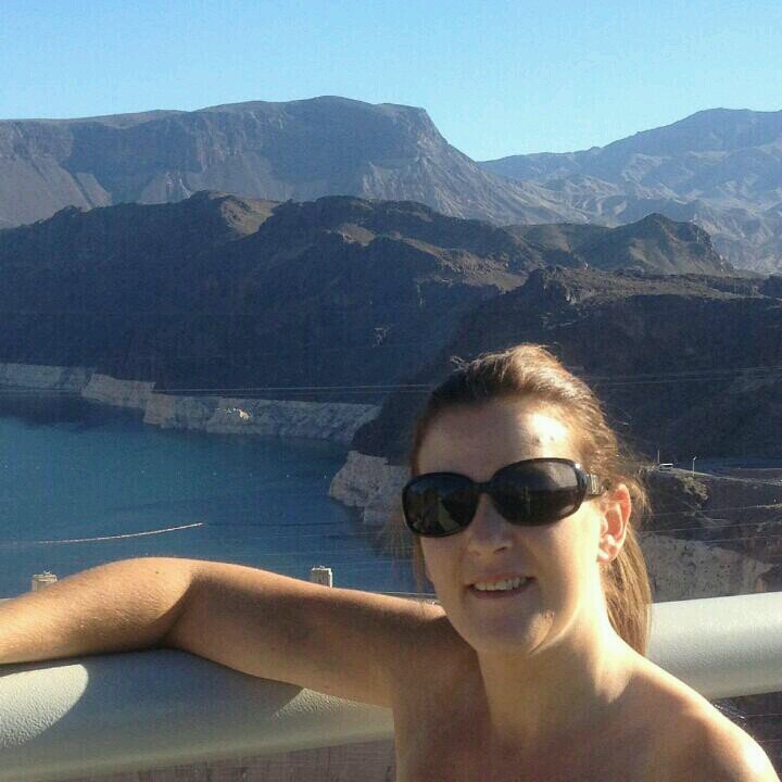 EmzorbugzP's profile picture. 