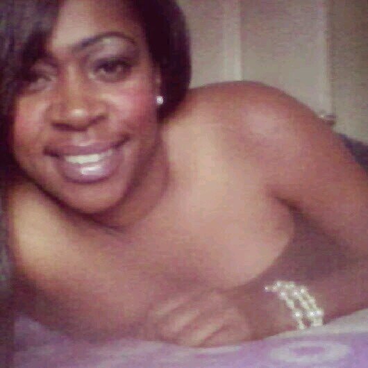 CashLolaLoyalty's profile picture. !!Spoiled With ROYALTY!! I AM Hollywood!!! Model TV Personality GoGo Dancer/Promoter N Hollywood,CA EVERYBODY LOVES Lola!!!
#LavishLifestyle
#God #LipStickGan