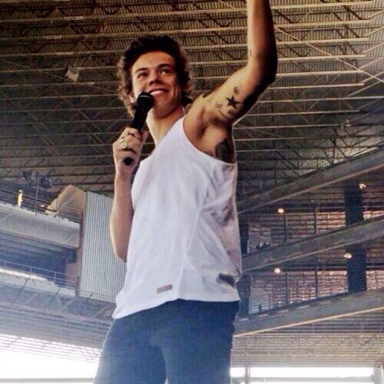 you got a free follow so please follow  @magajacks :):)