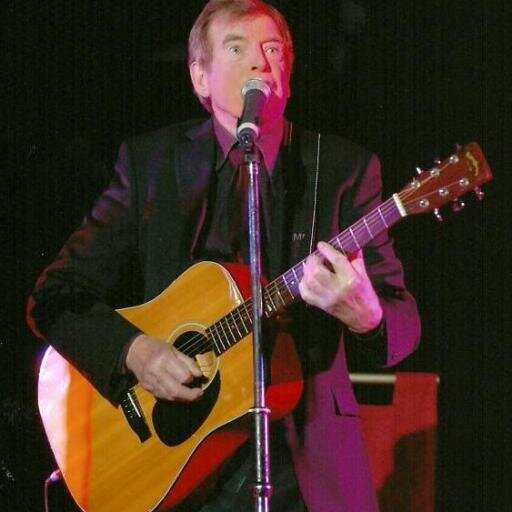 ConCluskey's profile picture. Musician, Songwriter, Golfer, Bank of Dad