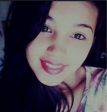 facebook--- segue la e me add nayara gomes