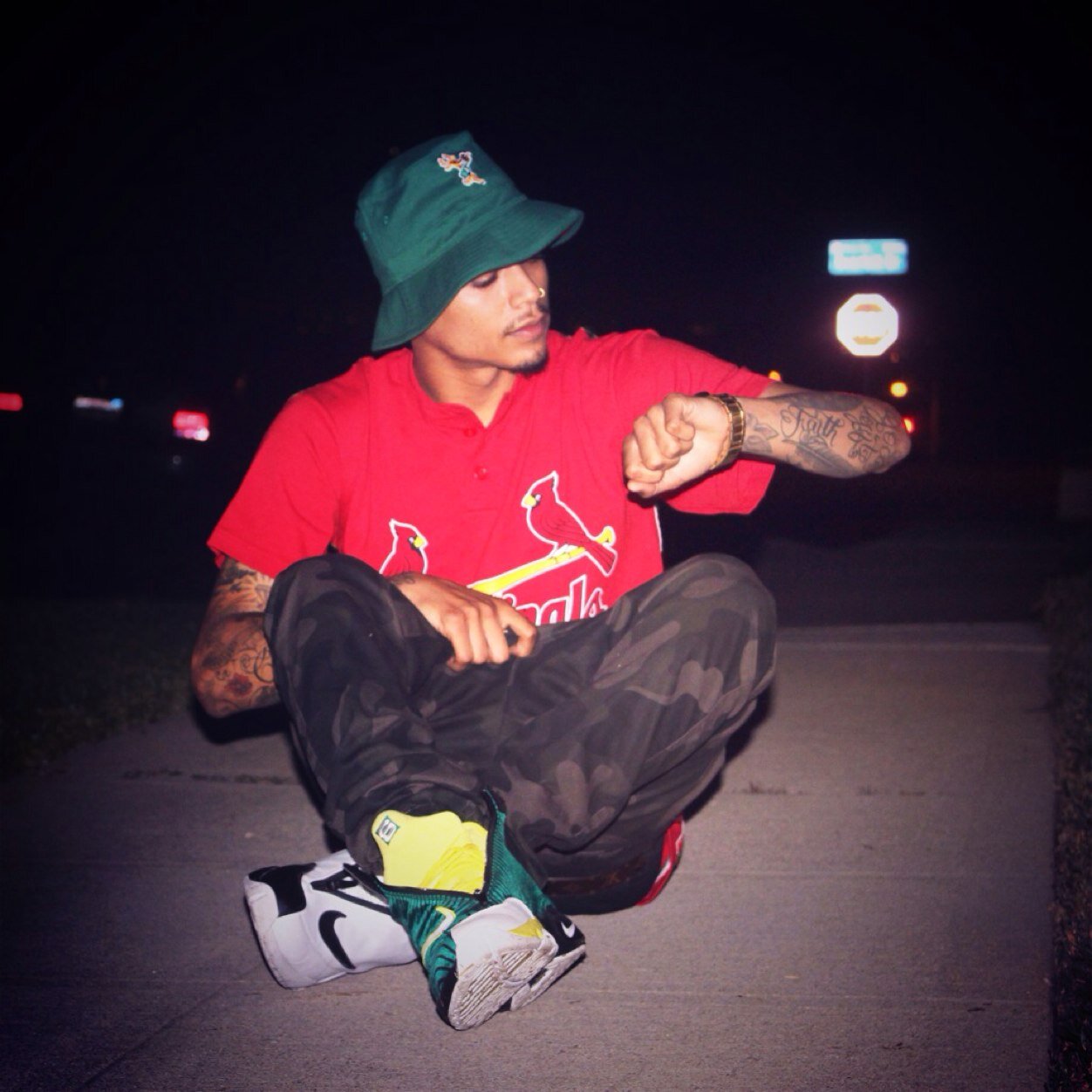 Comedian/Entertainer/Photographer | LA | Vine: J-Dot | Instgram - pimpyograndma iamjalendotson@gmail.com . http://t.co/O76eg4y8Mv