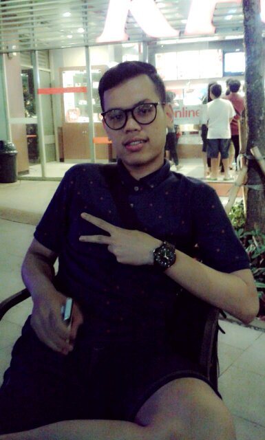 You are my love dream, you are my sweetheart, you are my queen, and you are my life.Uranium,Stichs & Garasi. Jesus.