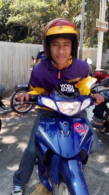 epoi , 15 , perak. :D @_Syaherasaiful_ This is my superwoman. Don't take her from me :D
 |Saiful Sayang Syahera|  Triple S™