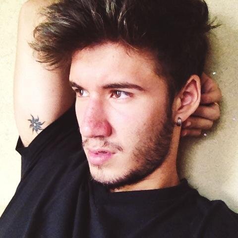 Lindo,tesão,bonito sqn ):
