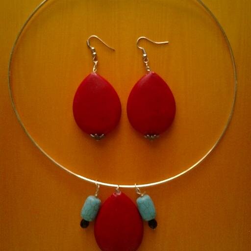 Minniemoe15's profile picture. I have been creating hand made jewelry since the summer of 2005. I enjoy being an artist of jewelry.