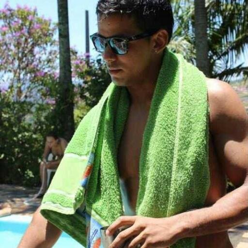 Antes de falar , ouve , antes de agir , Pense & antes de desisttir , Tenta ;)