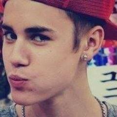 I ♥Justin bieber & Im belieber forever ♥ im here for  @justinbieber ...  ♥  follow me i follow back ;) ♛ drakebell blocked me ^_^