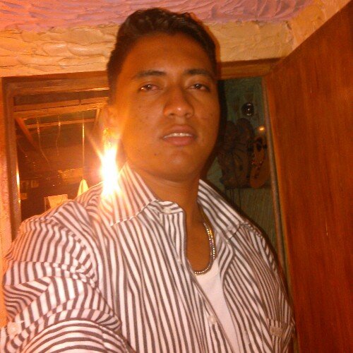 Estudiante de mecánica dental ccs. Academia americana..