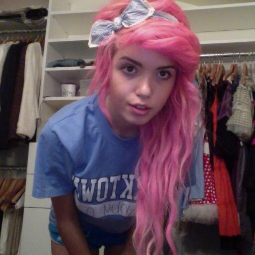 cotton candy sea's and pink pop rain , student 16