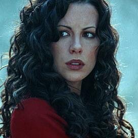 I am anna valerious and I'm a Hunter #RP #single.