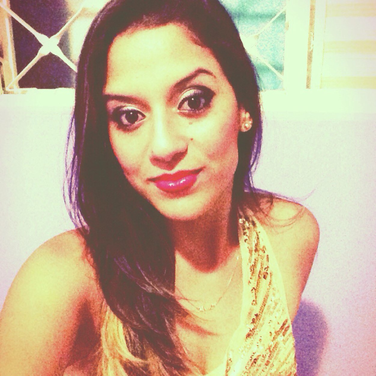 LET IT BE 
Instagram: mayaraalima 
Snap: mayaraliima