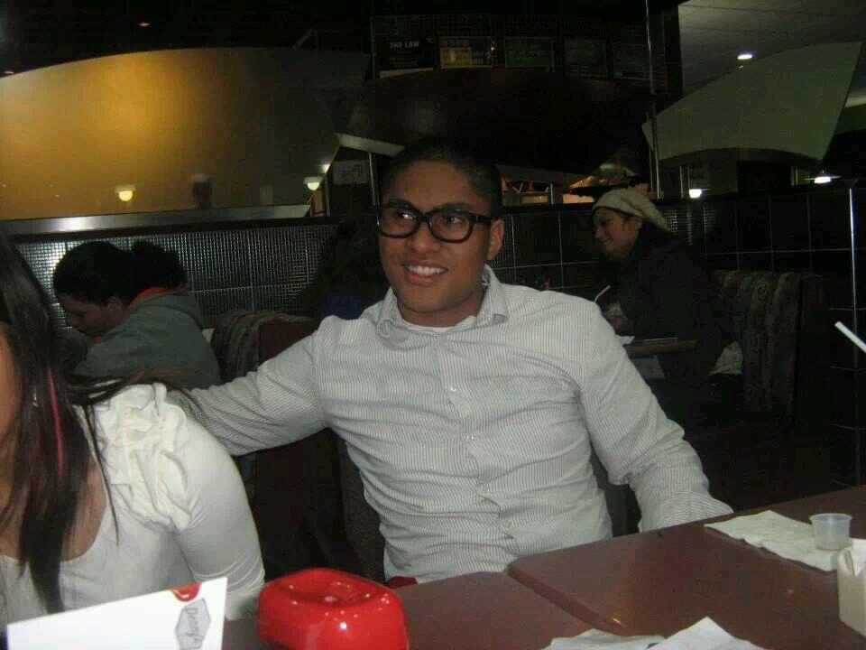 mafoefuimaono's profile picture. The Mafo'e lol. Jack-of-all-trades. Good at everything. Exceptional at nothing. Follow 4 Follows beautiful people :)