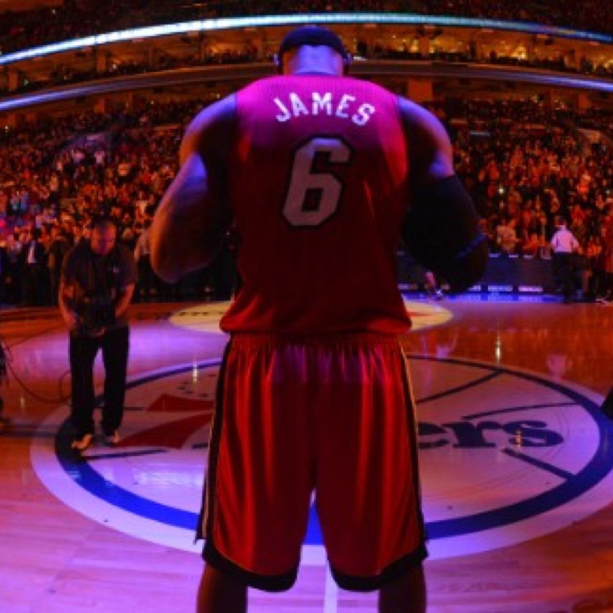 A page dedicated to reeling Lebron into Philadelphia. Spread the word people, this can actually happen