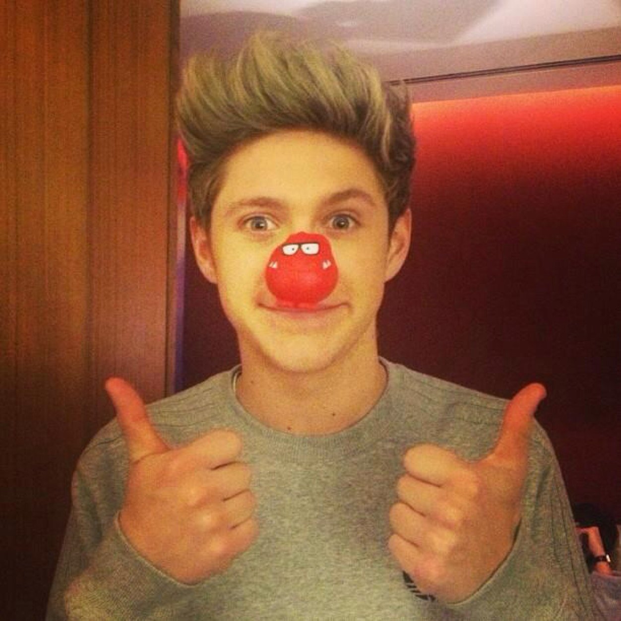 Unfollowing me wont get you a 1D follow ✌️