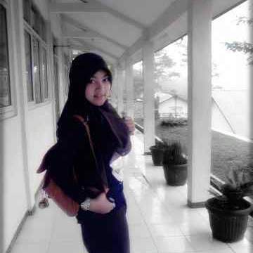 aay_bere's profile picture. 