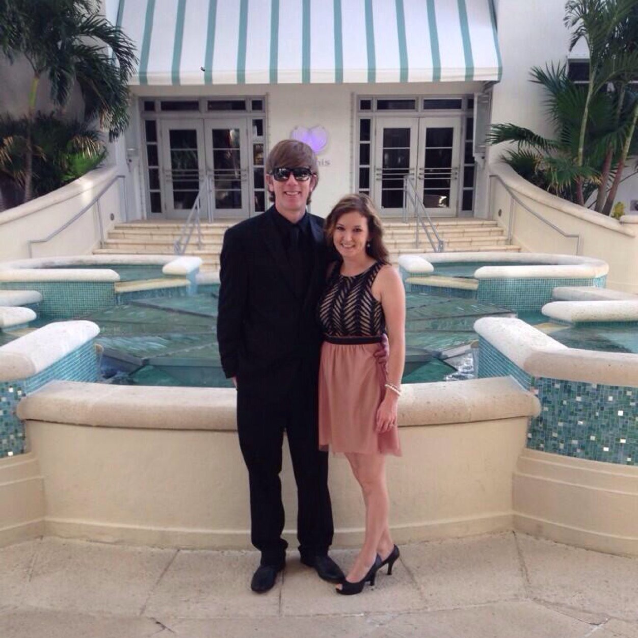 leannepugh08's profile picture. 