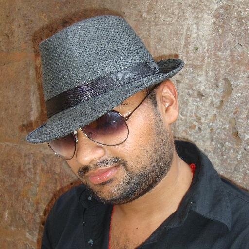 Cricket Fan | #Musiclover | #Lyricist | #Poet | #Activist | #entrepreneur | #Trading | Loves nature & writing!